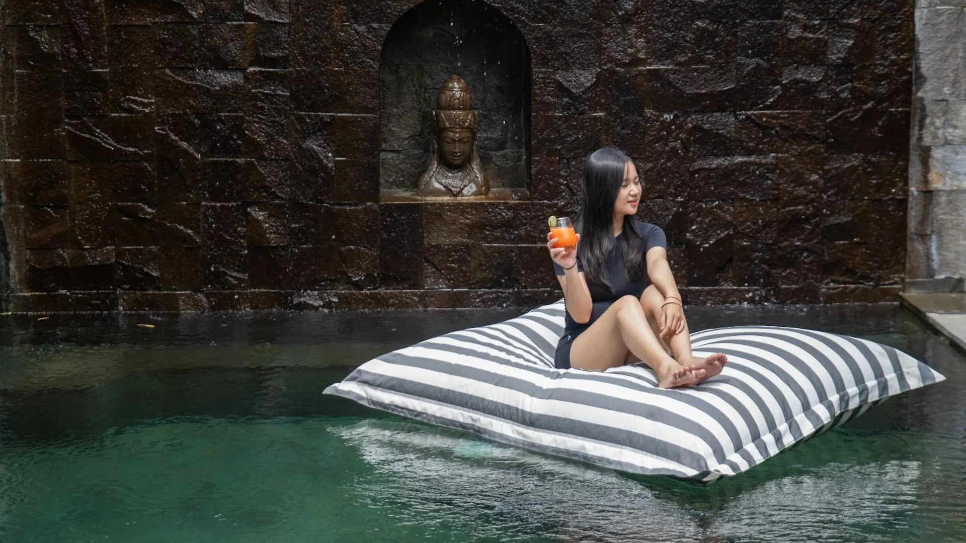 Villa Rabita Ubud  0*, Ubud (Bali) Indonesia